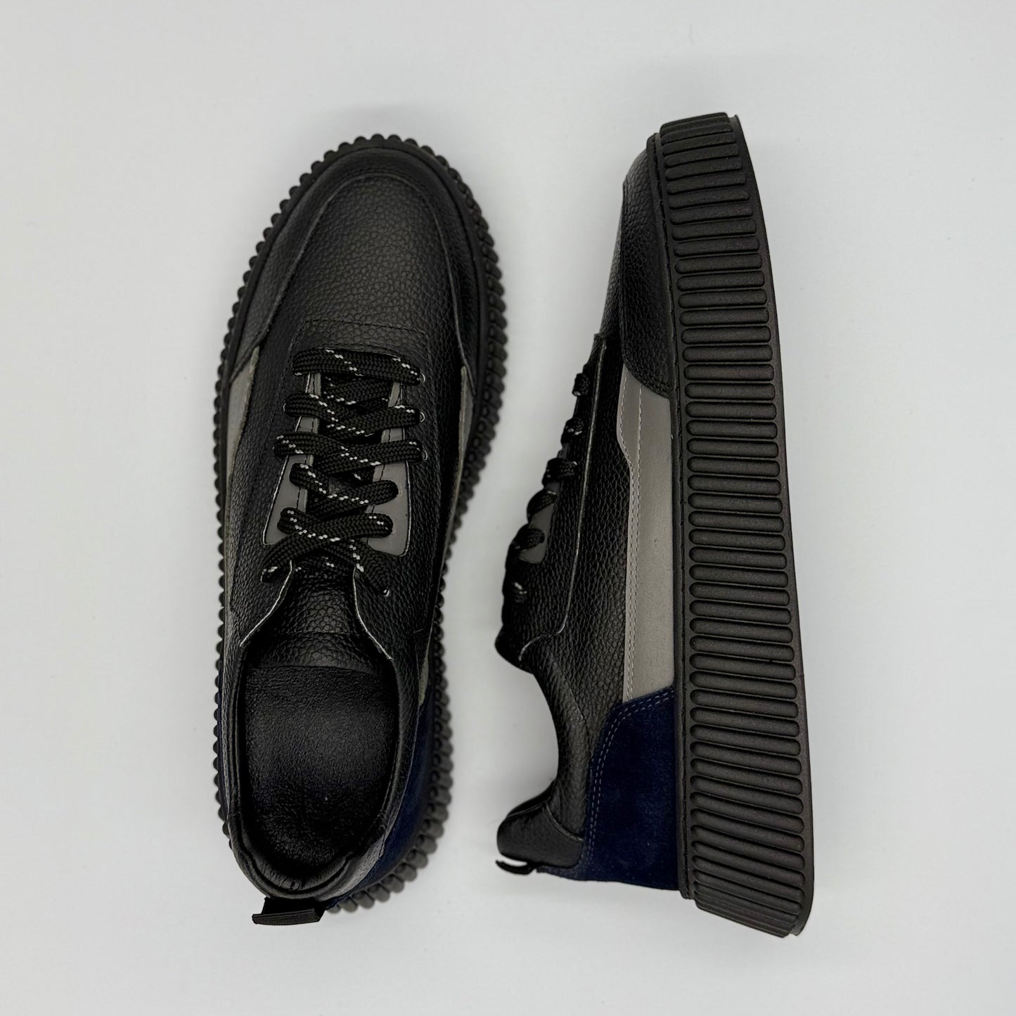 Axis Bold Sneakers