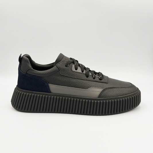 Axis Bold Sneakers
